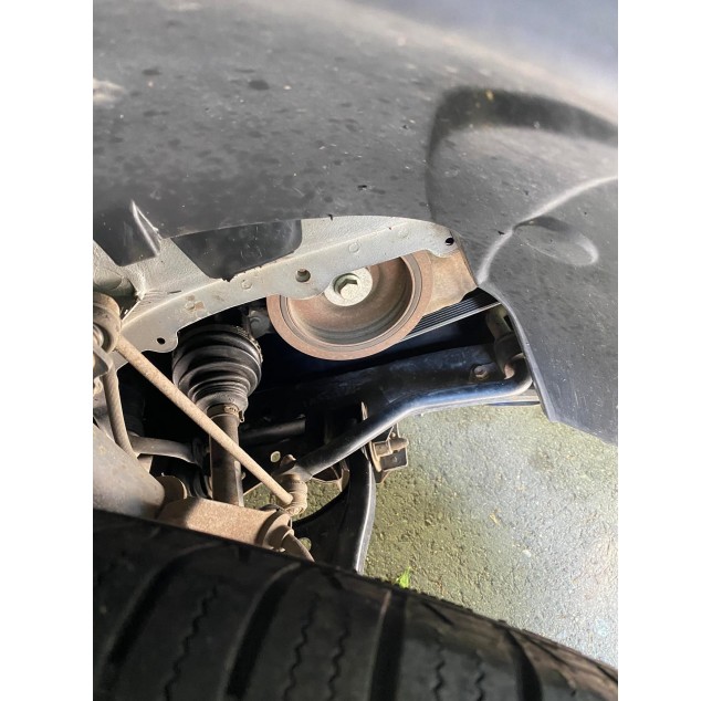 Element inchidere carenaj lateral roata dreapta fata Dacia Duster